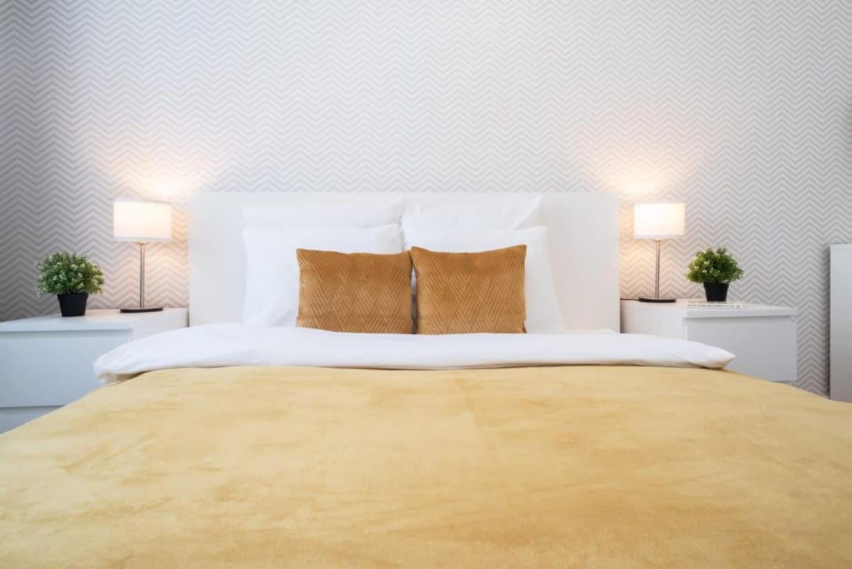 Appartamento Large At Perfect Location Budapest